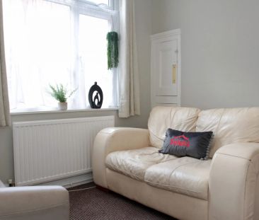 Greenhill Road (5 Bed) - Photo 4