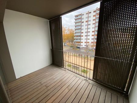 : Appartement 79.0 m² à ST ETIENNE - Photo 3