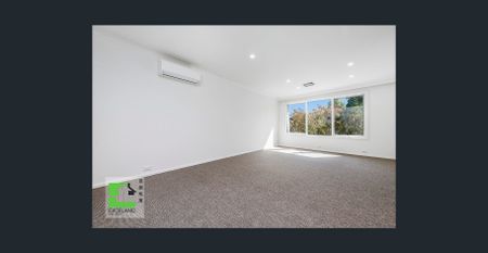 Beautiful 5 Bedroom Family Home In Prime Location - Photo 4