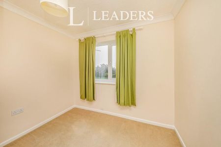 3 bedroom terraced house to rent - Photo 3