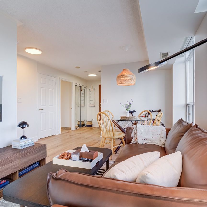 For Lease - 310 Burnhamthorpe Road Unit# 2412, Mississauga, Ontario - Photo 1