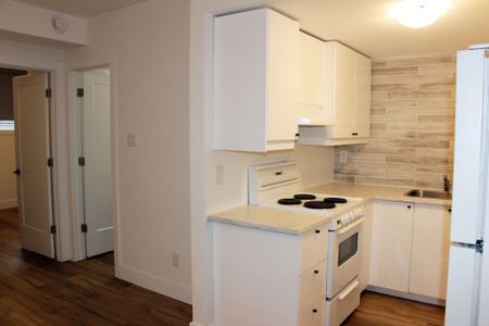 For Lease - 846 Alpine Avenue, Britannia Heights - Queensway Terrace N and Area, Ontario - Photo 4