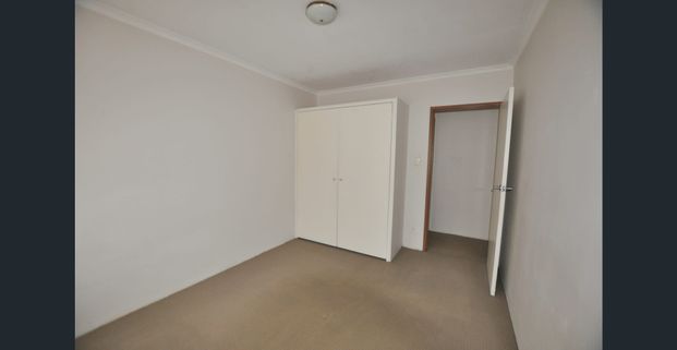 2 bedroom flat very close to Westall train station. CITY WIDE REAL ESTATE - Photo 1