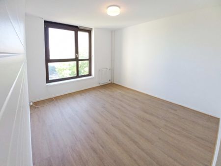 Location Appartement 4 pièces 82m² CRETEIL 94000 - Photo 3