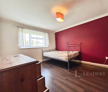 1 bedroom apartment to rent Little Cattins, Harlow, CM19 - Photo 4