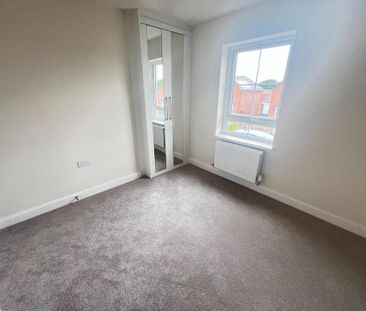 4 bedroom detached house to rent - Photo 1