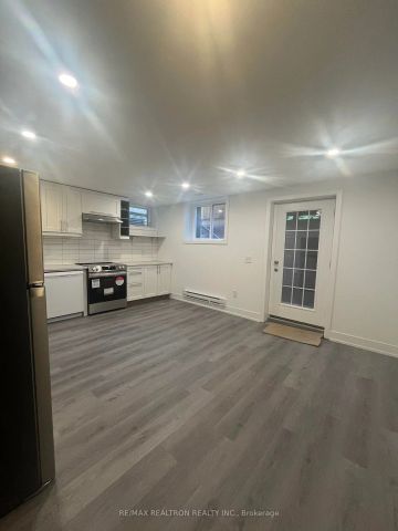 Detached Home For Lease | E9233423 - Photo 2