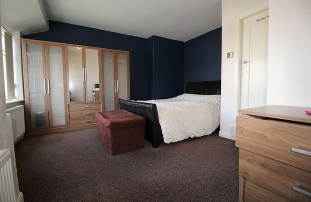 78 St James' Road, Blackburn. Lancs. BB1 8ET - Photo 1