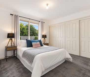 Renovated 3 Bedroom Home - Photo 4