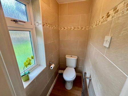 3 bedroom semi-detached house to rent - Photo 4