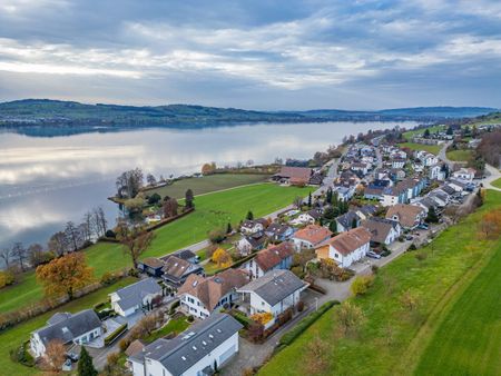 Charming single-family house with lake view - Photo 5