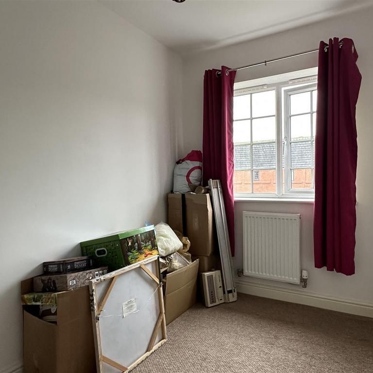 2 bedroom townhouse to rent - Photo 1