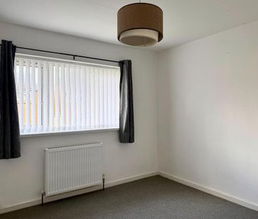 3 bedroom end of terrace house to rent - Photo 5