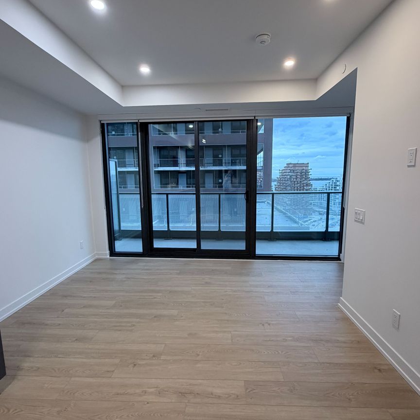 For Lease - 35 Parliament Street Unit# 1504, Toronto, Ontario - Photo 1