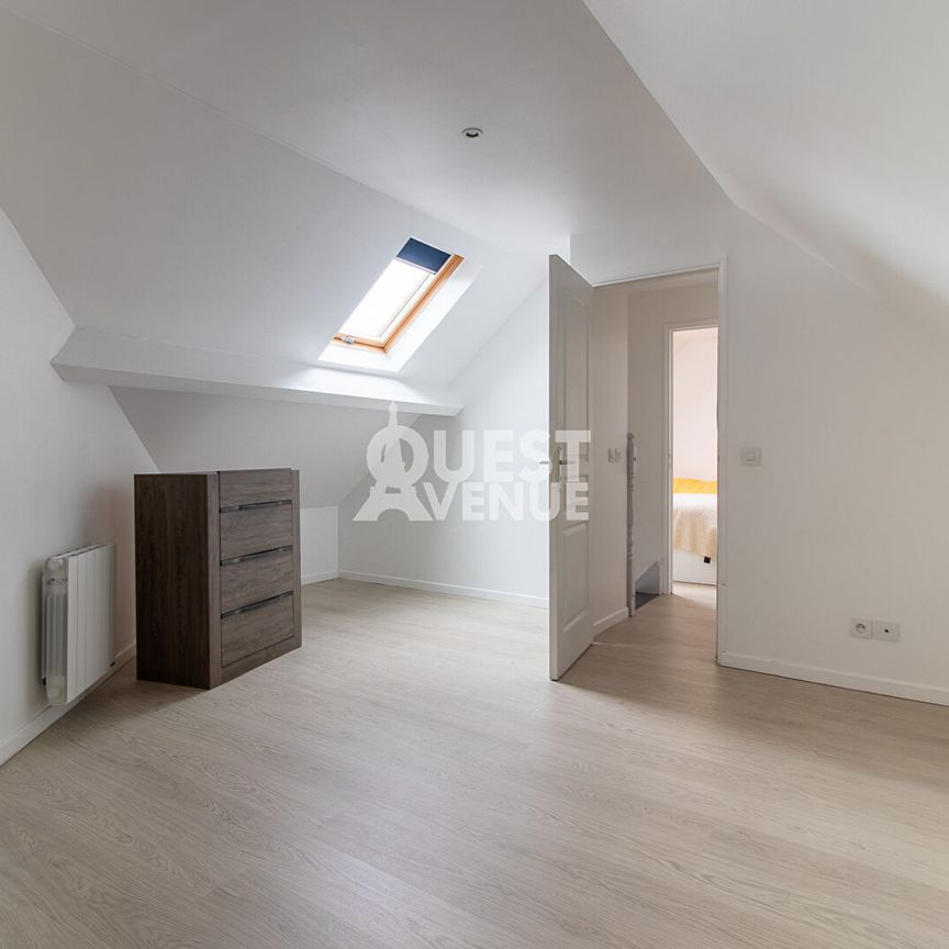 Duplex 3 chambres avec cour et parking à 2 minutes de la gare de Sartrouville., - Photo 1