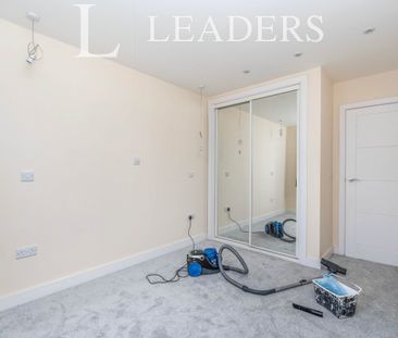 2 bedroom apartment to rent Kingsbury House, Kingsbury Road, Southa... - Photo 3