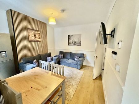 £139 pppw Watkin St, City Centre, NG3 1DL, Property for rent - Photo 2