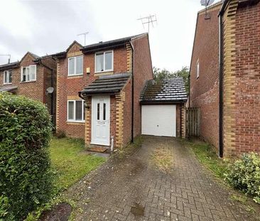 Dunsford Close, Old Town, SN1 - Photo 4