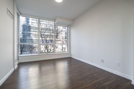 For Lease - 16 Yonge Street Unit# 206, Toronto, Ontario - Photo 4