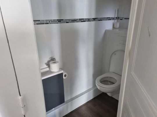 Location Appartement 2 pièces 57m² ST ETIENNE 42100 - Photo 1