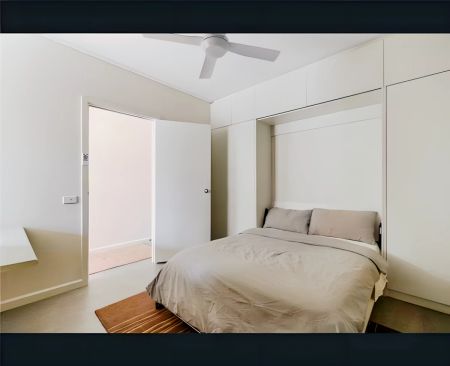 1 Bedroom - Photo 4