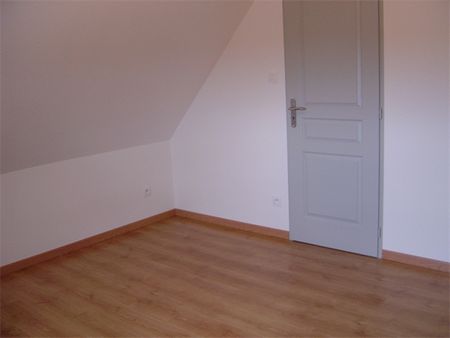 Location Appartement 86.8 M² STEINBRUNN-LE-BAS 930 € - Photo 3