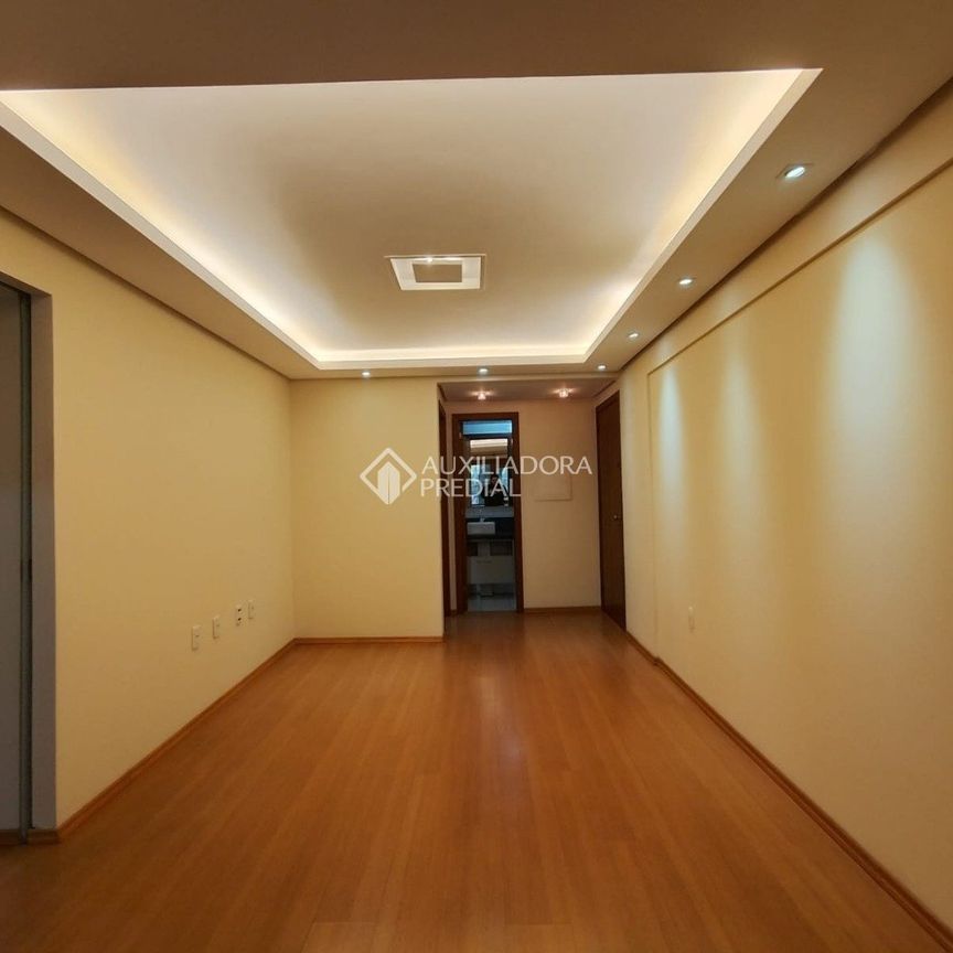 Apartamento com 2 quartos e 76m² para alugar em Marechal Rondon, Canoas. - Foto 1
