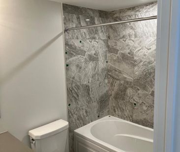 For Lease - 3550 Colonial Drive Unit# 26, Mississauga, Ontario - Photo 6