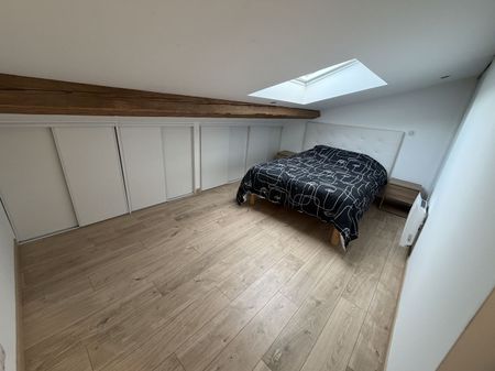 Location Maison 4 pièces 93m² ST PAUL DE VARAX 01240 - Photo 3