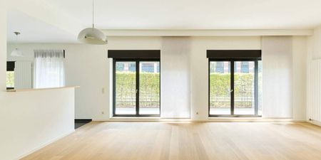 Appartement te huur in Brussel voor € 2.400 met 2 slaapkamers - Photo 4