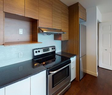 Experience the pulse of downtown Montreal at Allegra and Le V, wher... - Photo 6