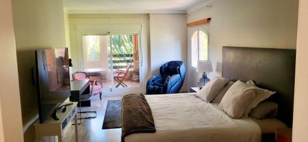 3 room luxury Apartment for rent in Estepona, Spain - Photo 4