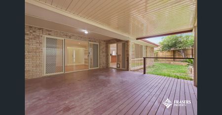 Family home with large entertainers' patio - Photo 3