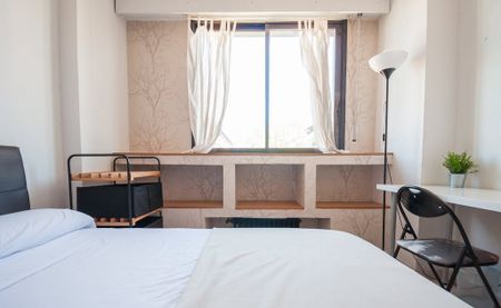 Calle de Rodríguez San Pedro, Madrid, Community of Madrid 28015 - Photo 5