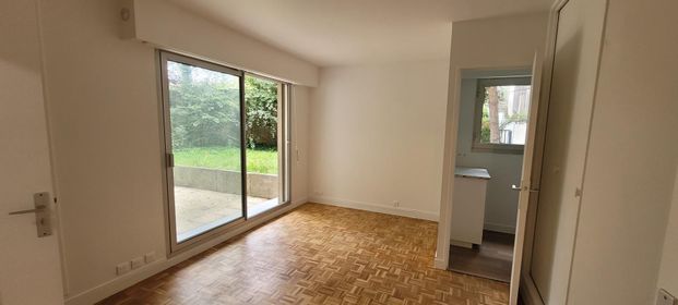 Location Appartement 1 pièce 25m² ISSY LES MOULINEAUX 92130 - Photo 1