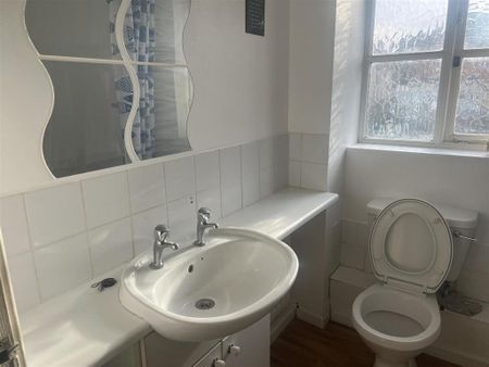 1 bedroom terraced house to rent - Photo 5