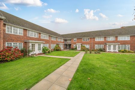 Laburnum Court, Stanmore, HA7 - Photo 2