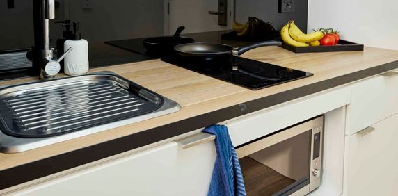 Signature Studio Apartment - Photo 2