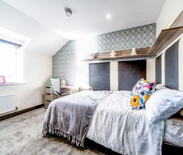 6 bedroom house to rent - Photo 2