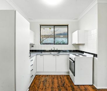 2-Bedroom Villa in St Marys - Photo 4