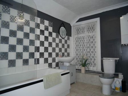 2 bedroom house to rent - Photo 2