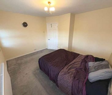 Radstock Lane, Reading, RG6 - Photo 4