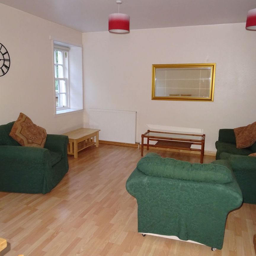 5 Bed Terraced House, College Bounds, AB24 - Photo 1