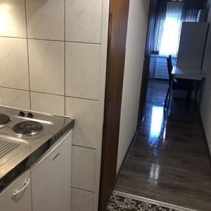 Charmant studio sous les combles - Photo 2