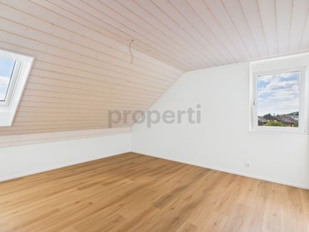 Grosszügige 3.5-Zimmer-Dachwohnung in Günsberg moderner Wohnkomfort in ruhiger Lage - Foto 5
