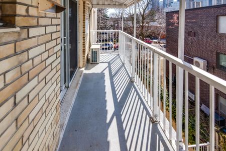 For Lease - 172 Sherwood Avenue Unit# 206, Toronto, Ontario - Photo 4
