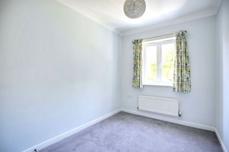 3 bed detached house to rent in Freshland Road, Maidstone, ME16 - Photo 5