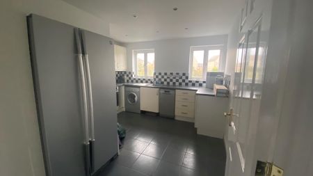 Brook View, Northampton, Grange Park - Photo 3