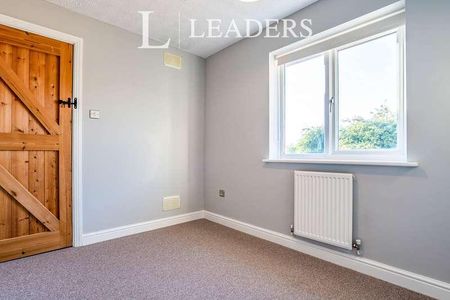 Chichester Close, Ellistown, LE67 - Photo 3