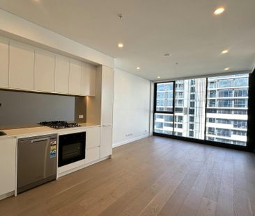 ULTRA MODERN APARTMENT - Photo 1